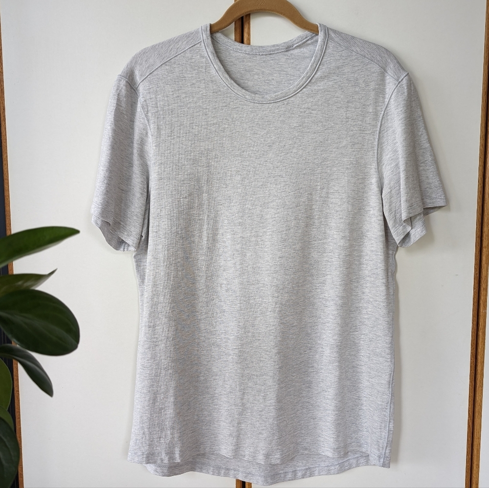 Lululemon 5 Year Basic Tee M *Updated Fit